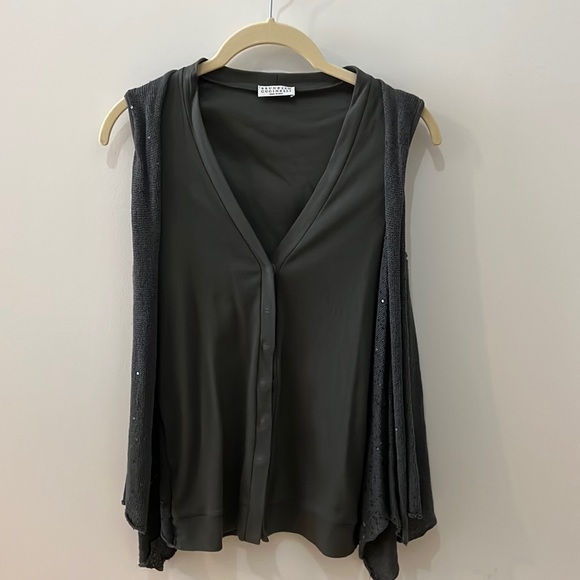 Brunello Cucinelli Tops - Brunello Cucinelli Top Sz M